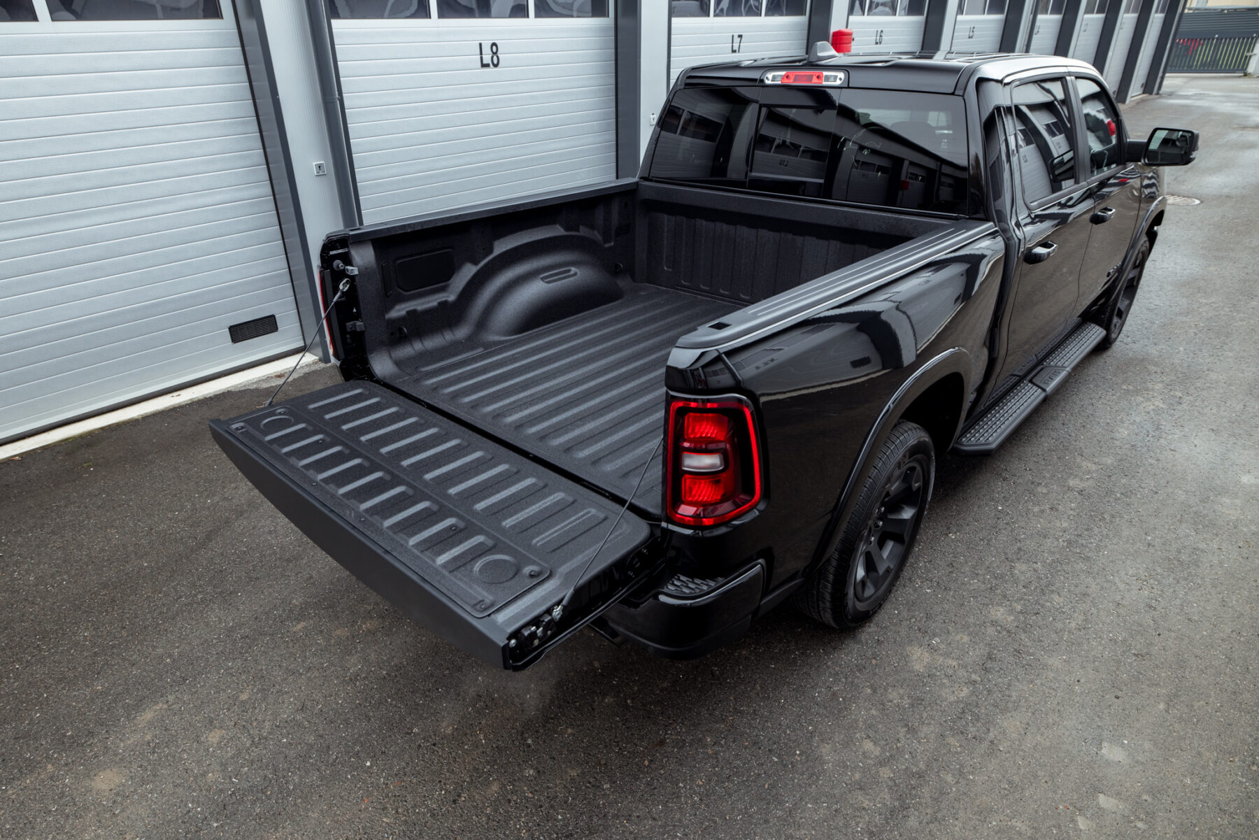 Big horn black edition on sale